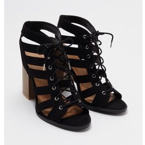 Black Lace Up Faux-Suede Block Heel Sandal